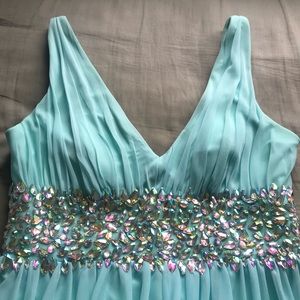 STUNNING JCP Bedazzled Aquamarine Prom Dress